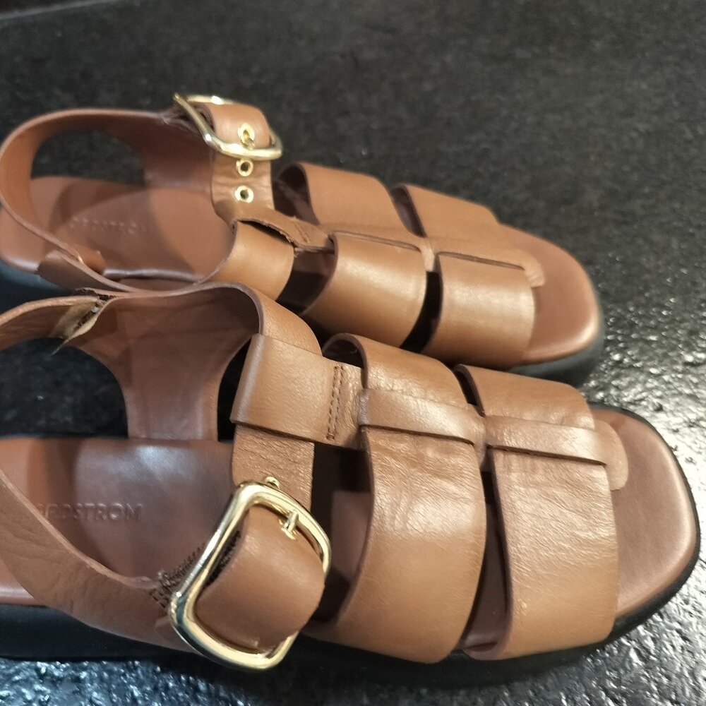 Nordstrom Women's Noavea-Lea Leather Chunky Strappy Platform Buckle Sandal US 7M